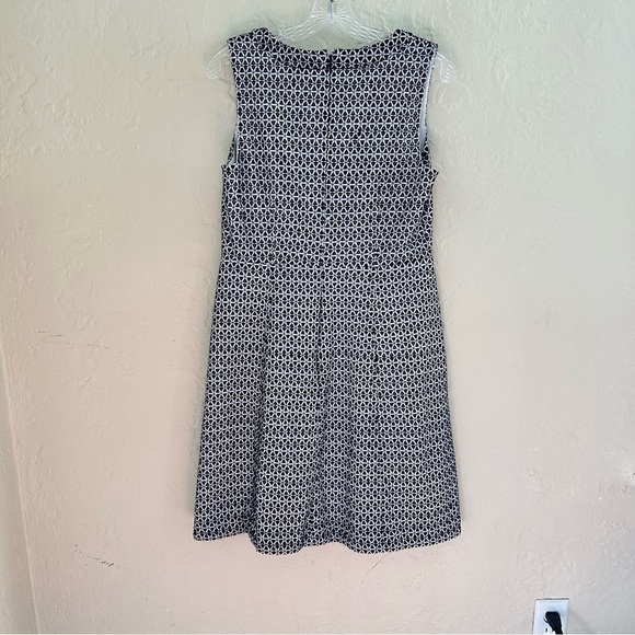 J. Crew Contrast Eyelet Fit & Flare Dress Black White Size 10 - Picture 6 of 7